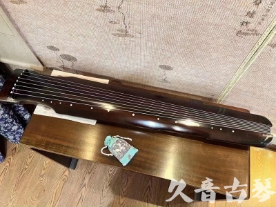 鹤壁市●久音古琴  ●今日推荐  [高级演奏仲尼式]
